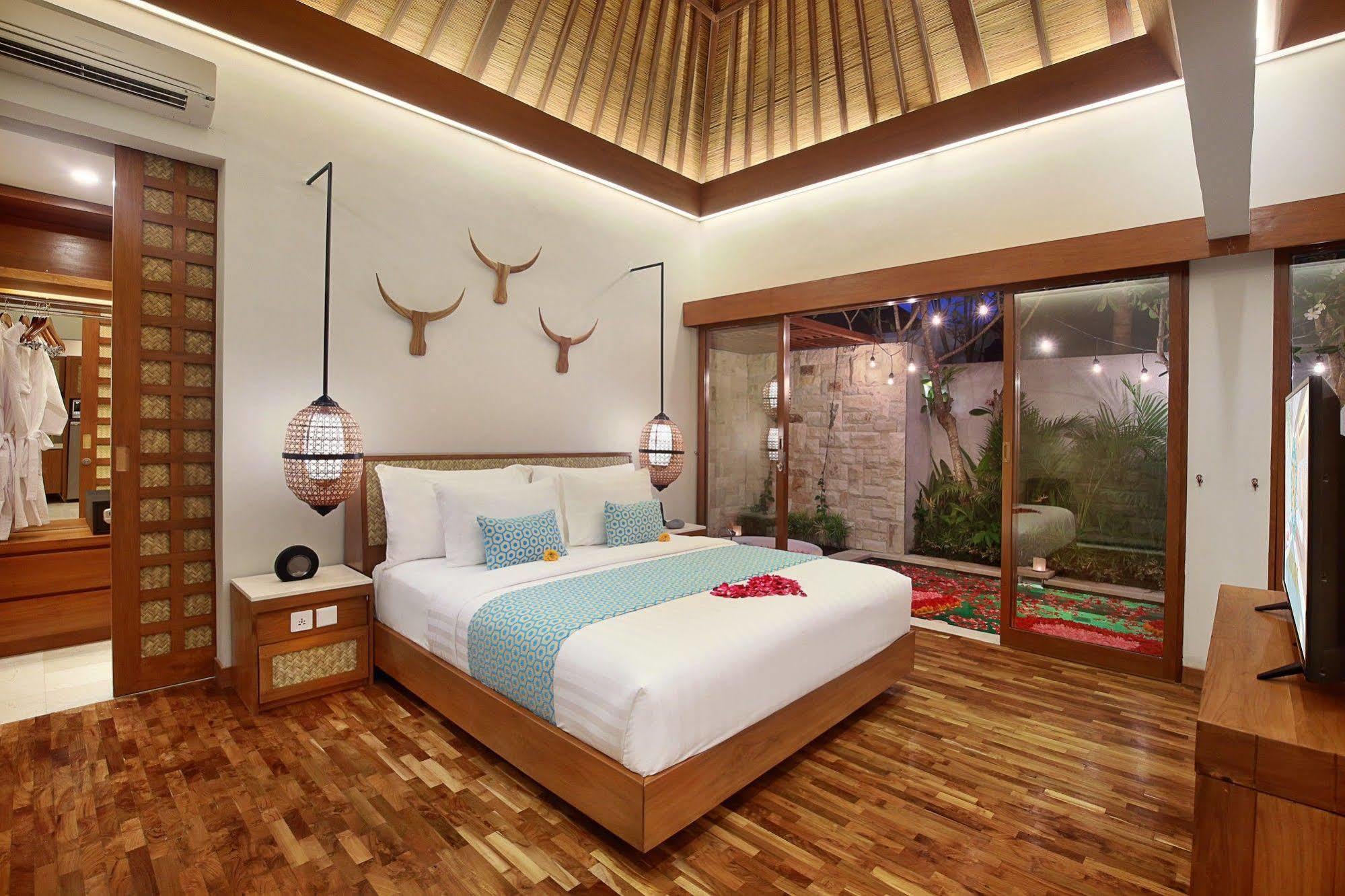 Aksari Villa Seminyak  Exterior photo